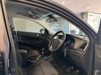 USED 2017 67 HYUNDAI TUCSON 1.6 GDi Blue Drive SE Nav SUV 5dr Petrol Manual Euro 6 (s/s) (132 ps) SERVICE RECORDS - SAT NAV - PARKING CAM - HEATED SEATS - CRUISE CONTROL