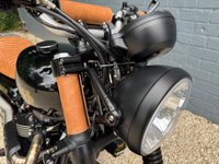 USED 2021 71 TRIUMPH STREET SCRAMBLER 900 Roadster/Retro Petrol Manual Euro 5 (65 ps) JOYFUL - ONE FOR THE MAN CAVE!