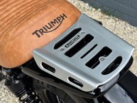 USED 2021 71 TRIUMPH STREET SCRAMBLER 900 Roadster/Retro Petrol Manual Euro 5 (65 ps) JOYFUL - ONE FOR THE MAN CAVE!