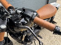 USED 2021 71 TRIUMPH STREET SCRAMBLER 900 Roadster/Retro Petrol Manual Euro 5 (65 ps) JOYFUL - ONE FOR THE MAN CAVE!