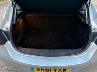 USED 2011 61 VAUXHALL ASTRA 1.6 16v SRi Hatchback 5dr Petrol Auto Euro 5 (115 ps) Low Mileage Automatic With Full Service History !!