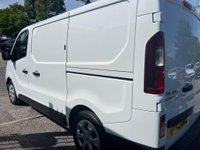 USED 2022 72 RENAULT TRAFIC 2.0 dCi Blue SL28 Business+ L1 H1 Euro 6 (s/s) 5dr ONE OWNER LOW MILEAGE