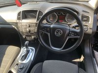 USED 2012 62 VAUXHALL INSIGNIA 2.0 CDTi SRi Nav Sports Tourer 5dr Diesel Auto Euro 5 (160 ps) SERVICE HISTORY - 14 STAMPS, SAT NAV, BLUETOOTH, AUTO