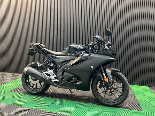 View our YAMAHA R125