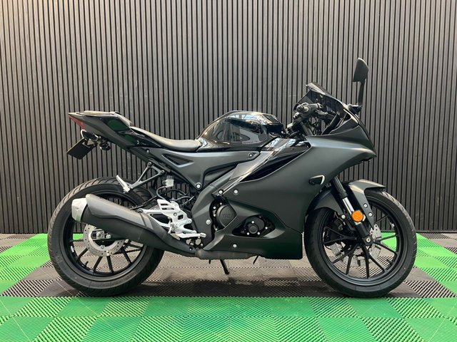 View our YAMAHA R125