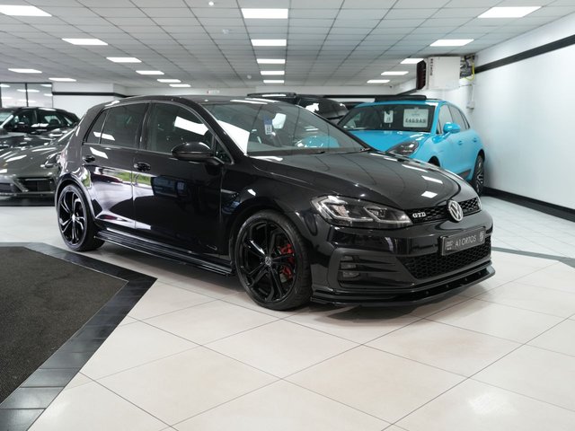 View our VOLKSWAGEN GOLF