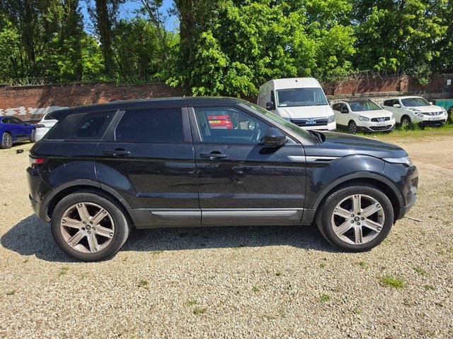View our LAND ROVER RANGE ROVER EVOQUE