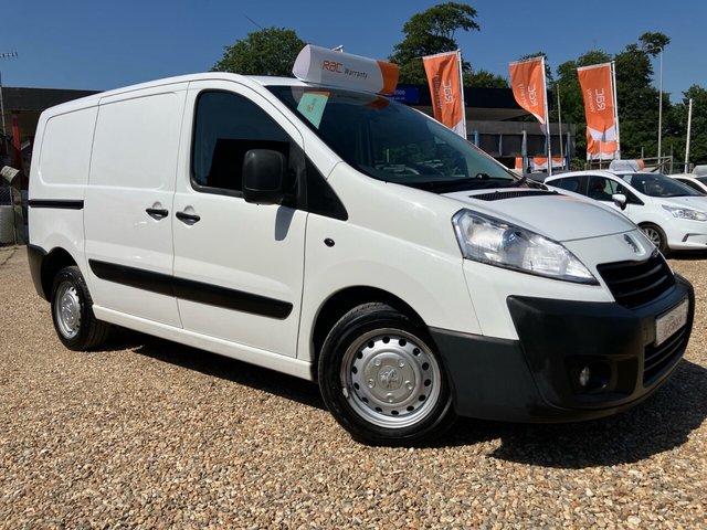 View our PEUGEOT EXPERT