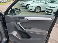 USED 2018 18 VOLKSWAGEN TIGUAN 2.0 TDI SE Navigation SUV 5dr Diesel Manual 4Motion Euro 6 (s/s) (150 ps) 2 FORMER KEEPERS, FOUR WHEEL DRIVE, EURO 6