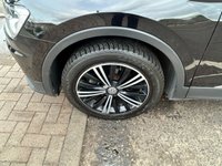 USED 2018 18 VOLKSWAGEN TIGUAN 2.0 TDI SE Navigation SUV 5dr Diesel Manual 4Motion Euro 6 (s/s) (150 ps) 2 FORMER KEEPERS, FOUR WHEEL DRIVE, EURO 6