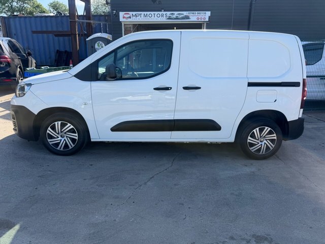 View our CITROEN BERLINGO