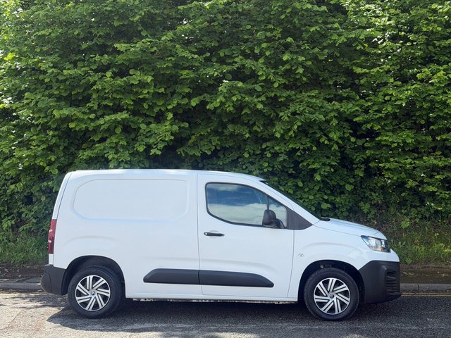 View our CITROEN BERLINGO