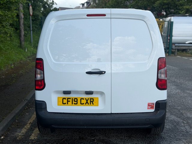 View our CITROEN BERLINGO