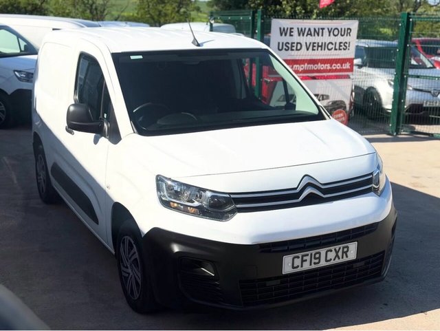 View our CITROEN BERLINGO