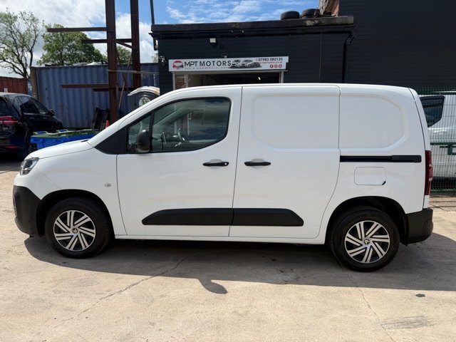 View our CITROEN BERLINGO