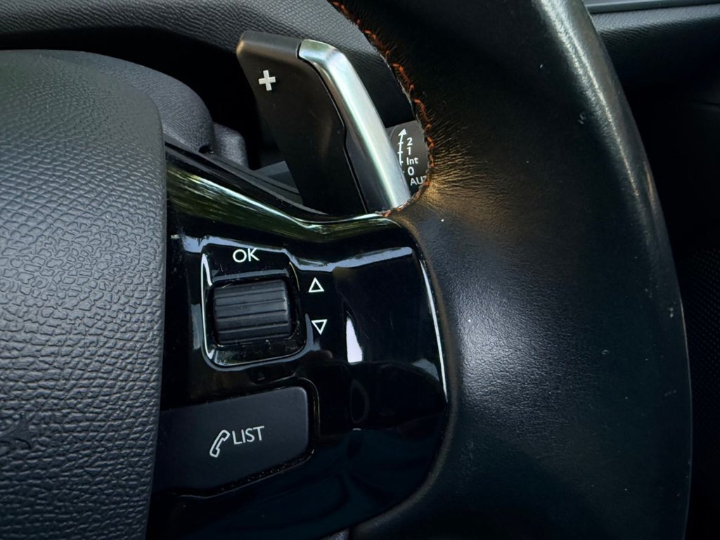 USED 2019 19 PEUGEOT 308 1.2 PureTech Tech Edition Hatchback 5dr Petrol EAT Euro 6 (s/s) (130 ps) PAN ROOF-R/CAMERA-APPLE CARPLAY