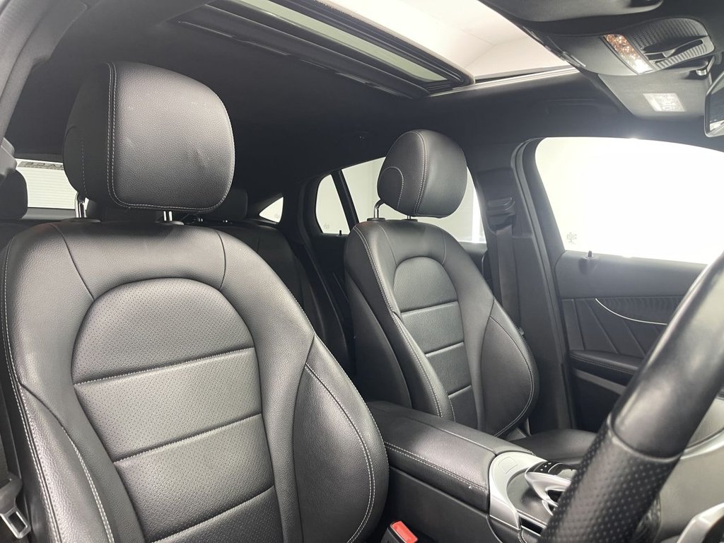 2019 Mercedes-Benz GLC — image 4