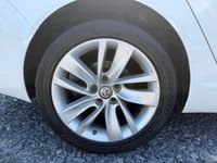 USED 2016 65 VAUXHALL INSIGNIA 2.0 CDTi ecoFLEX SRi Nav Hatchback 5dr Diesel Manual Euro 5 (s/s) (140 ps) * TIMING BELT RELACED - SAT NAV - ALLOYS - MOT FEB 2027 *
