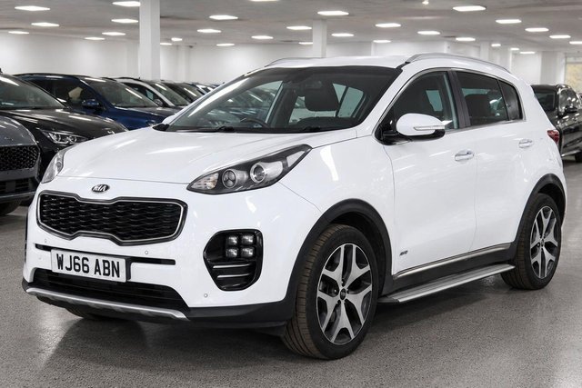 View our KIA SPORTAGE