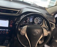 USED 2016 16 NISSAN QASHQAI 1.6 DIG-T N-Connecta SUV 5dr Petrol Manual 2WD Euro 6 (s/s) (163 ps) SERVICE RECORDS- SAT NAV - PARKING CAM - PAN ROOF