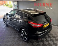 USED 2016 16 NISSAN QASHQAI 1.6 DIG-T N-Connecta SUV 5dr Petrol Manual 2WD Euro 6 (s/s) (163 ps) SERVICE RECORDS- SAT NAV - PARKING CAM - PAN ROOF