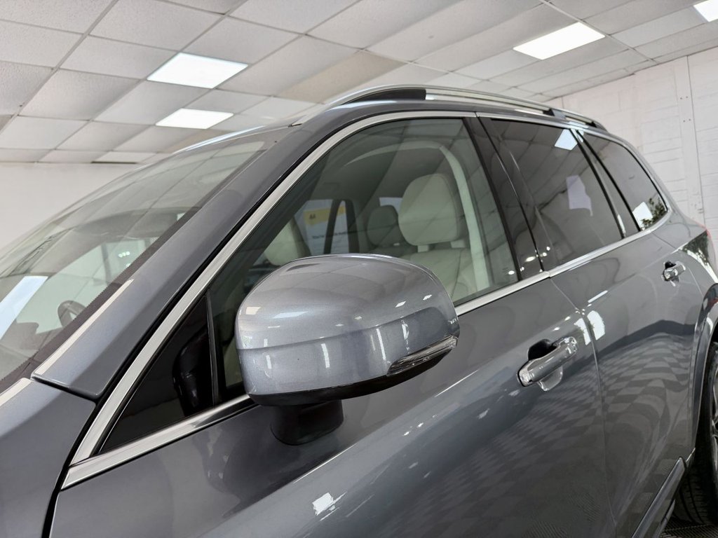USED 2015 65 VOLVO XC90 2.0 D5 Momentum SUV 5dr Diesel Geartronic 4WD Euro 6 (s/s) (225 ps) 
