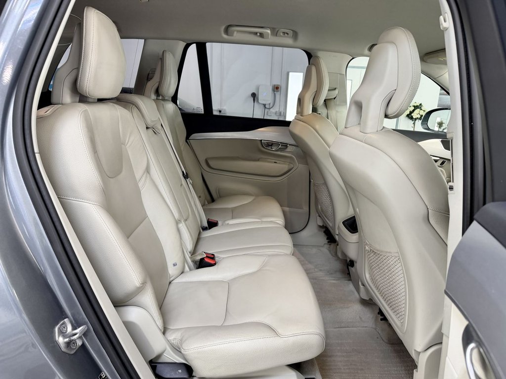 USED 2015 65 VOLVO XC90 2.0 D5 Momentum SUV 5dr Diesel Geartronic 4WD Euro 6 (s/s) (225 ps) 