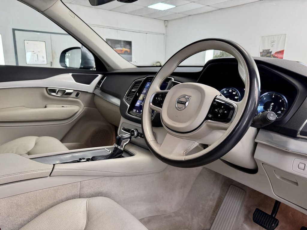 USED 2015 65 VOLVO XC90 2.0 D5 Momentum SUV 5dr Diesel Geartronic 4WD Euro 6 (s/s) (225 ps) 