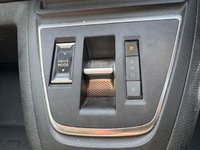 USED 2023 23 VAUXHALL Vivaro Life Electric 50kWh Combi MPV 5dr Electric Auto LWB (9 Seat, 11kW Charger) (136 ps) 