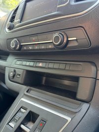USED 2023 23 VAUXHALL Vivaro Life Electric 50kWh Combi MPV 5dr Electric Auto LWB (9 Seat, 11kW Charger) (136 ps) 