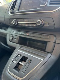 USED 2023 23 VAUXHALL Vivaro Life Electric 50kWh Combi MPV 5dr Electric Auto LWB (9 Seat, 11kW Charger) (136 ps) 