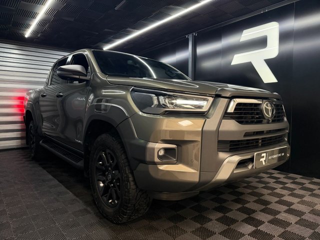 View our TOYOTA HI-LUX