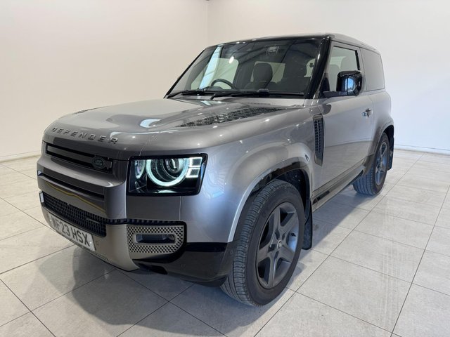 View our LAND ROVER DEFENDER 90