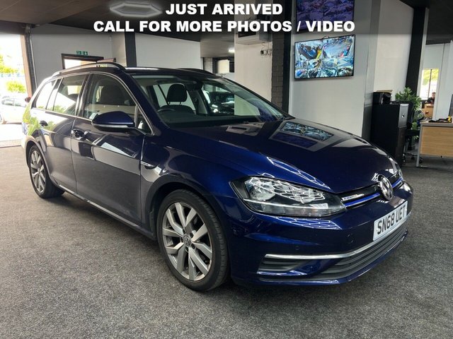 View our Volkswagen Golf 1.5 TSI EVO SE Nav Estate 5dr Petrol Manual Euro 6 (s/s) (130 ps)