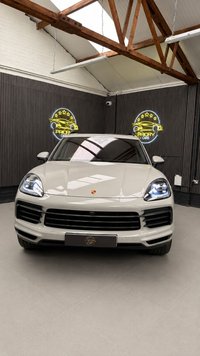 USED 2023 23 PORSCHE CAYENNE 3.0 V6 E-Hybrid 17.9kWh Platinum Edition SUV 5dr Petrol Plug-in Hybrid TiptronicS 4WD Euro 6 (s/s) (3.6kW Charger) (462 ps) DELIVERY AVAILABLE