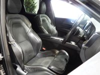USED 2019 19 VOLVO XC60 2.0 D4 R-Design Pro SUV 5dr Diesel Auto AWD Euro 6 (s/s) (190 ps) MASSIVE SPEC H/K SAT NAV A/C