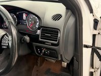 USED 2014 64 VOLKSWAGEN TOUAREG 3.0 TDI V6 BlueMotion Tech R-Line SUV 5dr Diesel Tiptronic 4WD Euro 6 (s/s) (262 ps) 