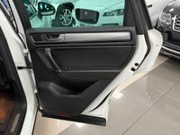 USED 2014 64 VOLKSWAGEN TOUAREG 3.0 TDI V6 BlueMotion Tech R-Line SUV 5dr Diesel Tiptronic 4WD Euro 6 (s/s) (262 ps) 