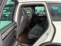 USED 2014 64 VOLKSWAGEN TOUAREG 3.0 TDI V6 BlueMotion Tech R-Line SUV 5dr Diesel Tiptronic 4WD Euro 6 (s/s) (262 ps) 