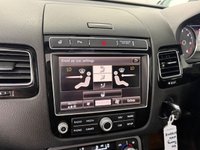 USED 2014 64 VOLKSWAGEN TOUAREG 3.0 TDI V6 BlueMotion Tech R-Line SUV 5dr Diesel Tiptronic 4WD Euro 6 (s/s) (262 ps) 
