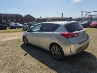 USED 2014 63 TOYOTA AURIS 1.8 VVT-h Excel Hatchback 5dr Petrol Hybrid CVT Euro 5 (s/s) (136 ps) REAR VIEW CAM | PARK ASSIST