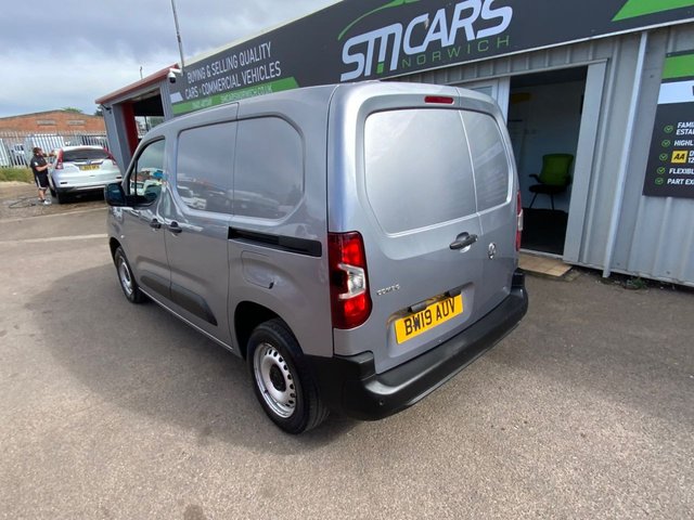 View our VAUXHALL COMBO