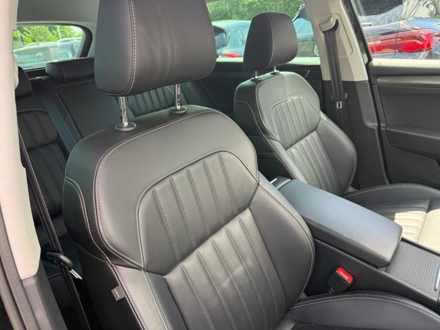 View our SKODA SUPERB