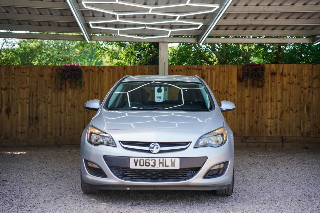 2013 Vauxhall Astra