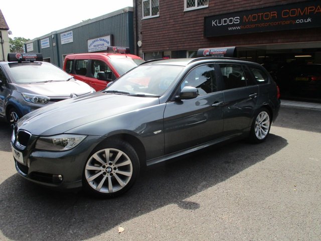 View our BMW 3 SERIES