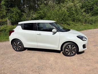 View our SUZUKI SWIFT