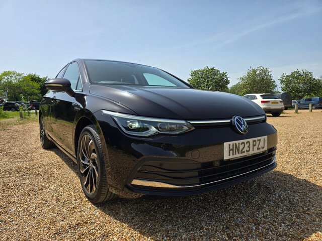 View our VOLKSWAGEN GOLF