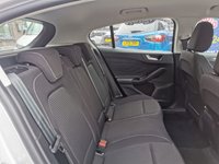 USED 2022 71 FORD FOCUS 2022/71 1.0T EcoBoost MHEV Titanium Hatchback 5dr Petrol Hybrid DCT Euro 6 (s/s) (125 ps), Only one owner from new, Only 21000 miles ************ AUTOMATIC *************