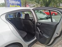 USED 2022 71 FORD FOCUS 2022/71 1.0T EcoBoost MHEV Titanium Hatchback 5dr Petrol Hybrid DCT Euro 6 (s/s) (125 ps), Only one owner from new, Only 21000 miles ************ AUTOMATIC *************