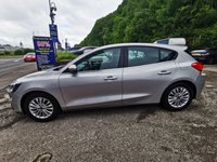 USED 2022 71 FORD FOCUS 2022/71 1.0T EcoBoost MHEV Titanium Hatchback 5dr Petrol Hybrid DCT Euro 6 (s/s) (125 ps), Only one owner from new, Only 21000 miles ************ AUTOMATIC *************
